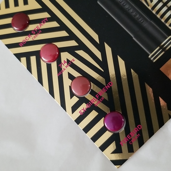 Buxom gloss + free UD lipstick samples - Picture 3 of 4